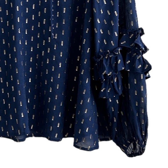 Vinyard Vines Lurex Clip Dot Silk Blend Semi-Sheer Top (XS) - Picture 11 of 16